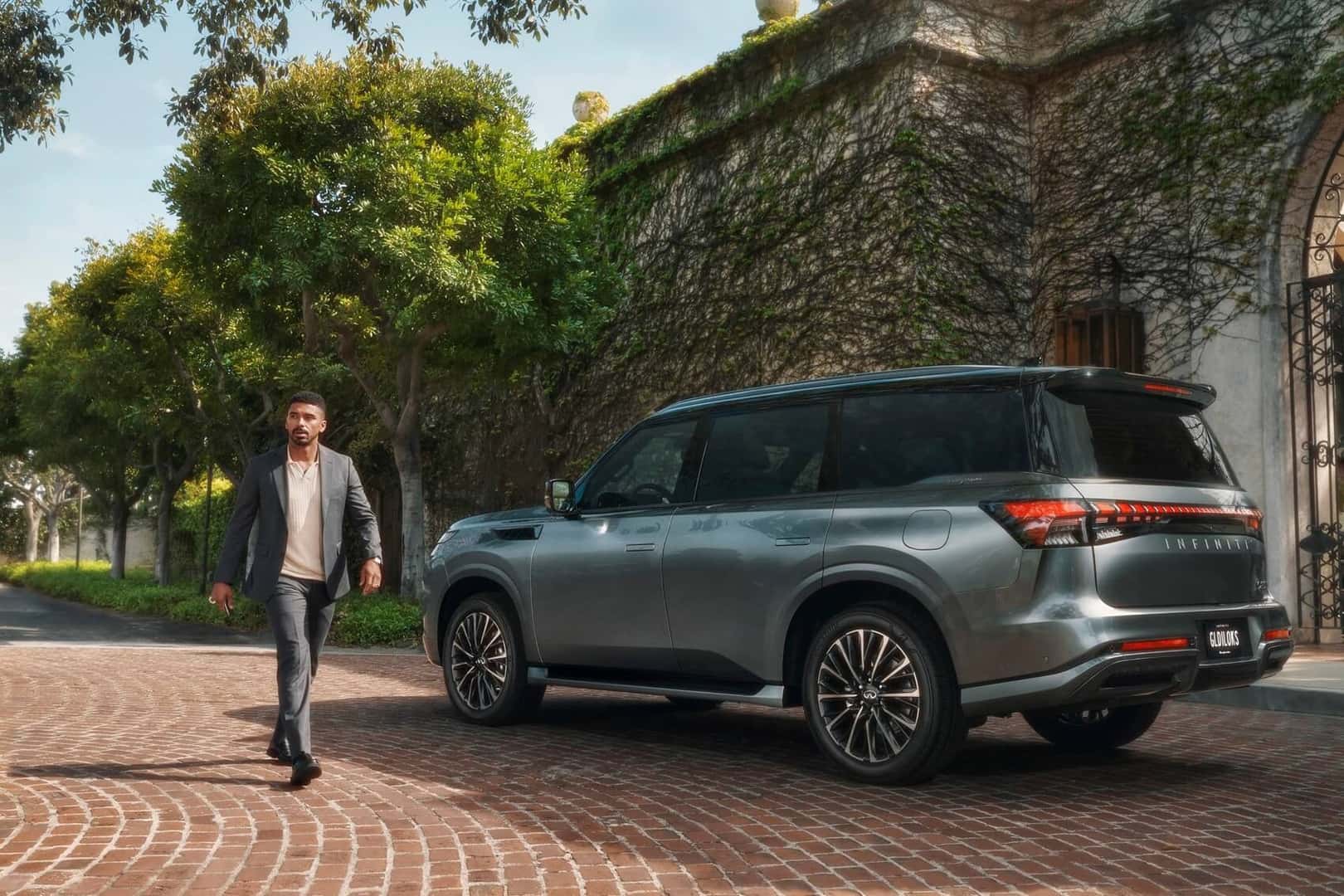 INFINITI QX80 Lease Deals near Plymouth MA 