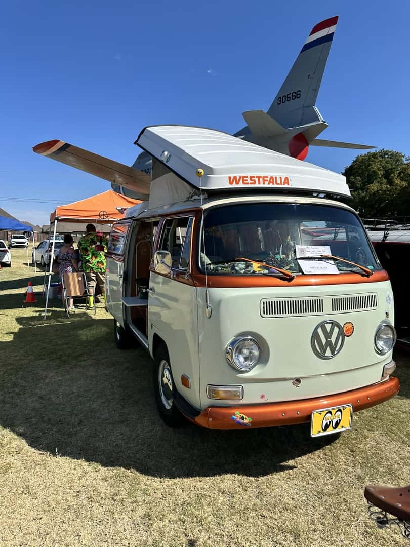 Volkswagen Camper Bus at Bob Moore 11th Annual Old Folks show