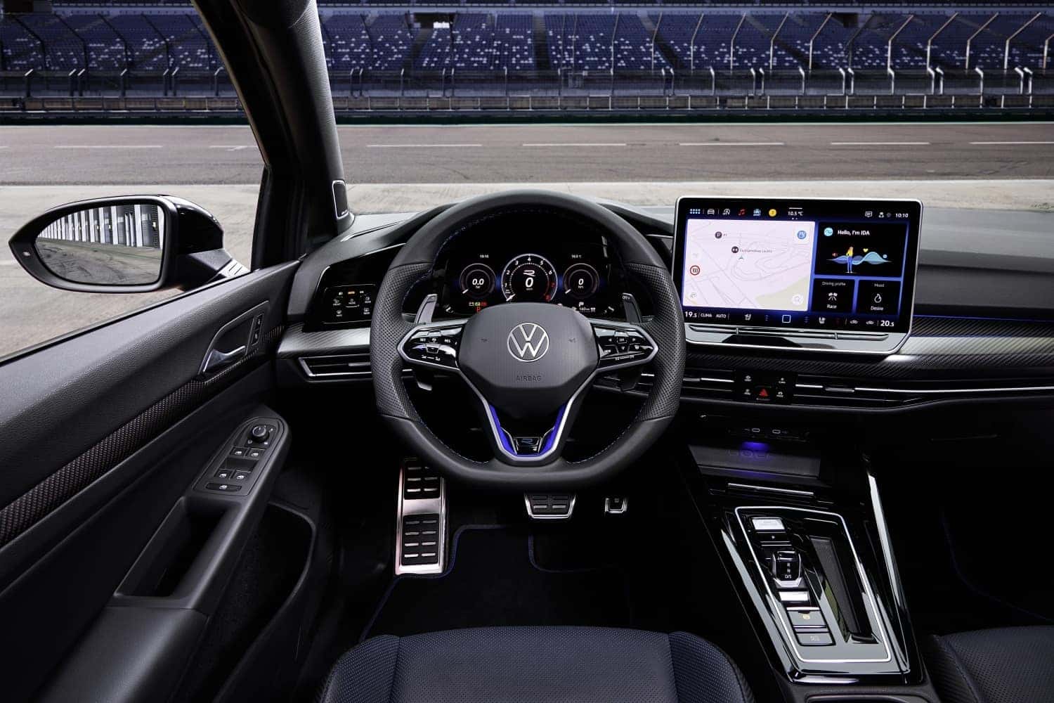 2025 volkswagen golf r interior dash