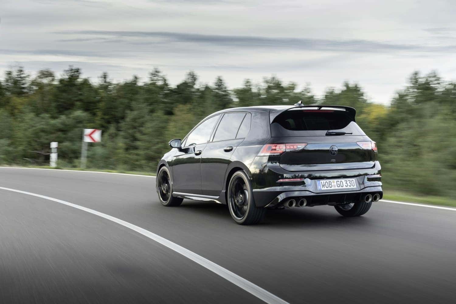2025 european golf r black edition rear view