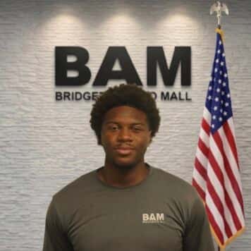 Dorian  Holbrook