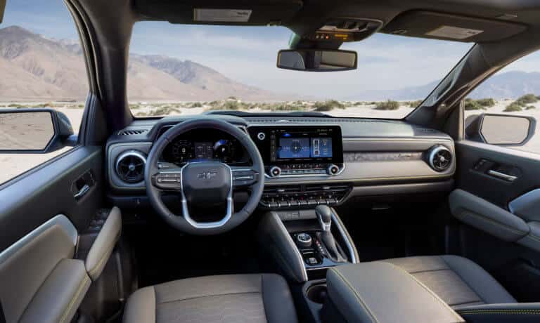 2026 Chevy Colorado interior dashboard