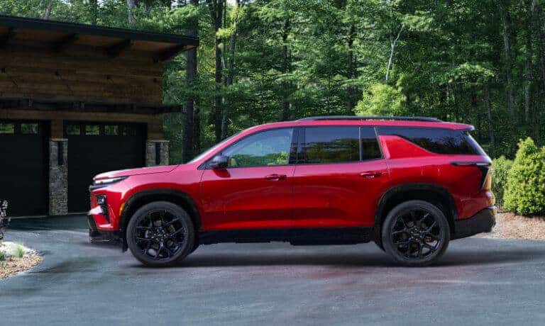 2026 Chevy Traverse side view on driveway