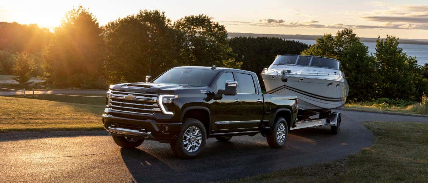 2026 Chevy Silverado 2500 HD Exterior Towing Boat