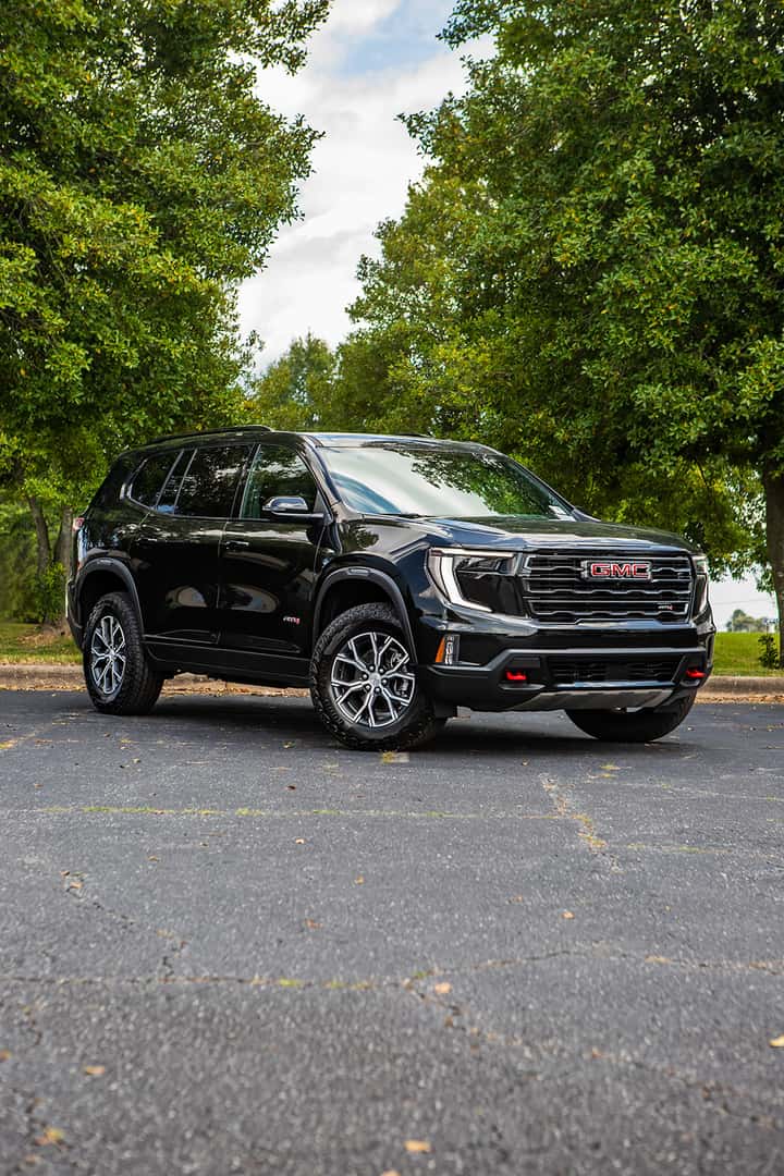 2026 GMC Acadia AT4