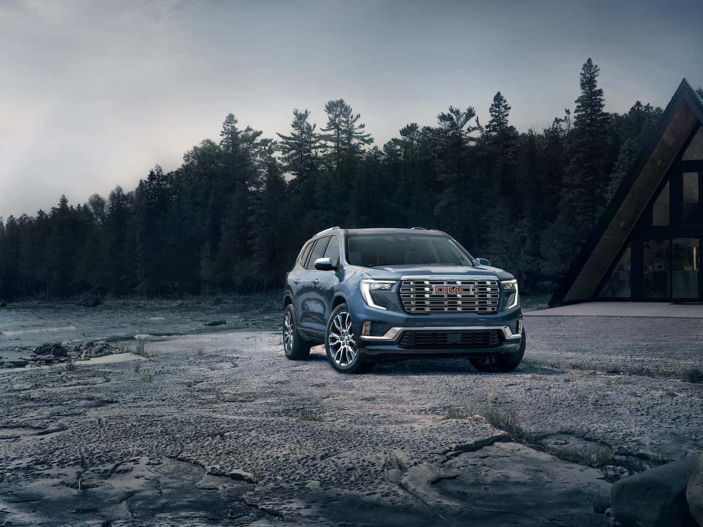 2024 GMC Acadia Denali Front View