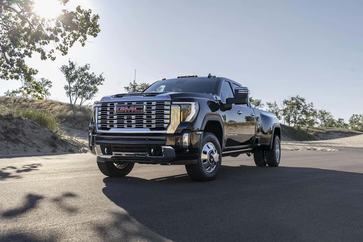 Front 3/4 view of the GMC Sierra 3500 HD Denali