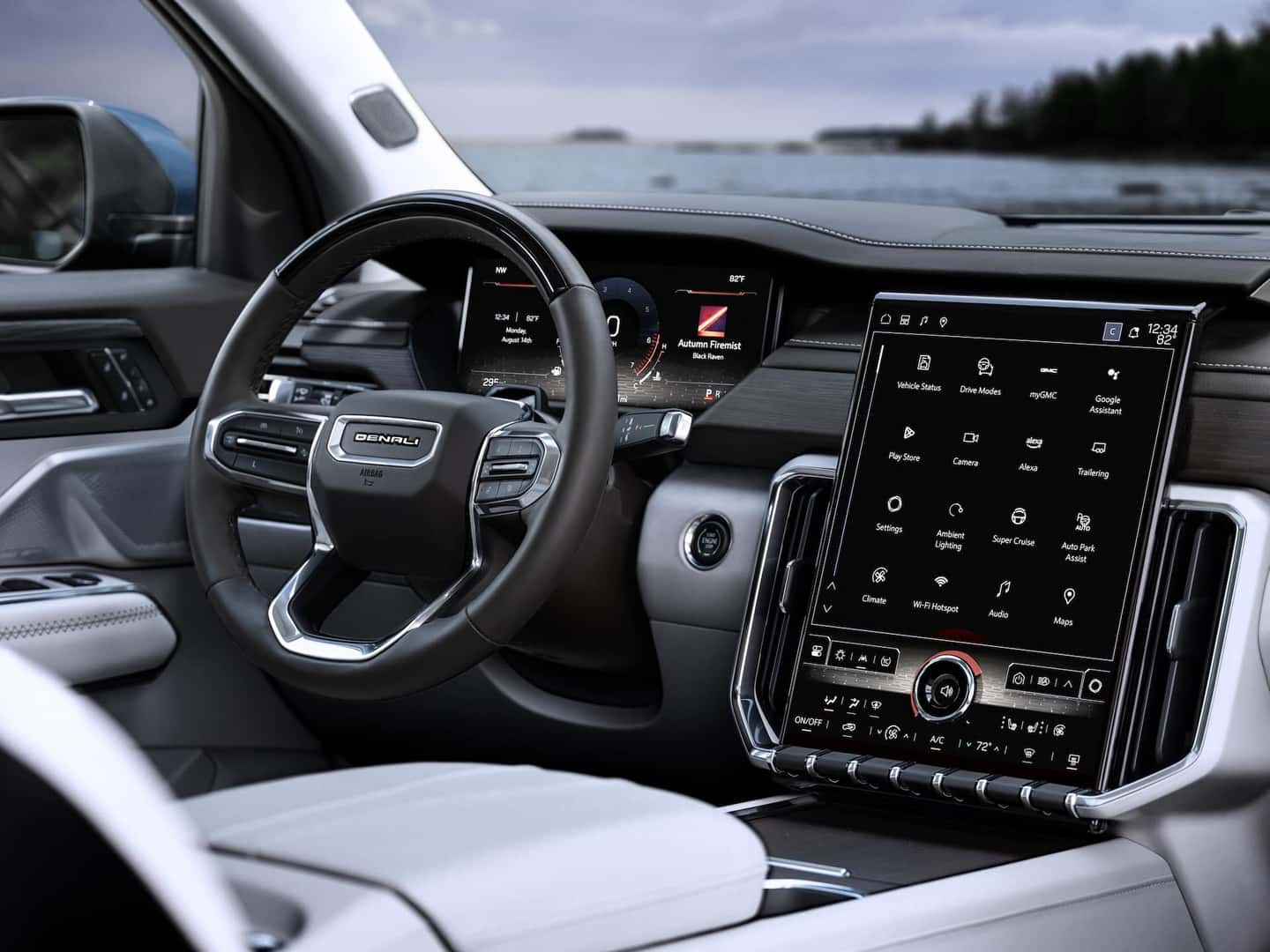 2024 GMC Acadia Denali Interior Dash View