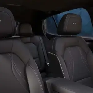 2026 Buick Envista Sport Touring black interior