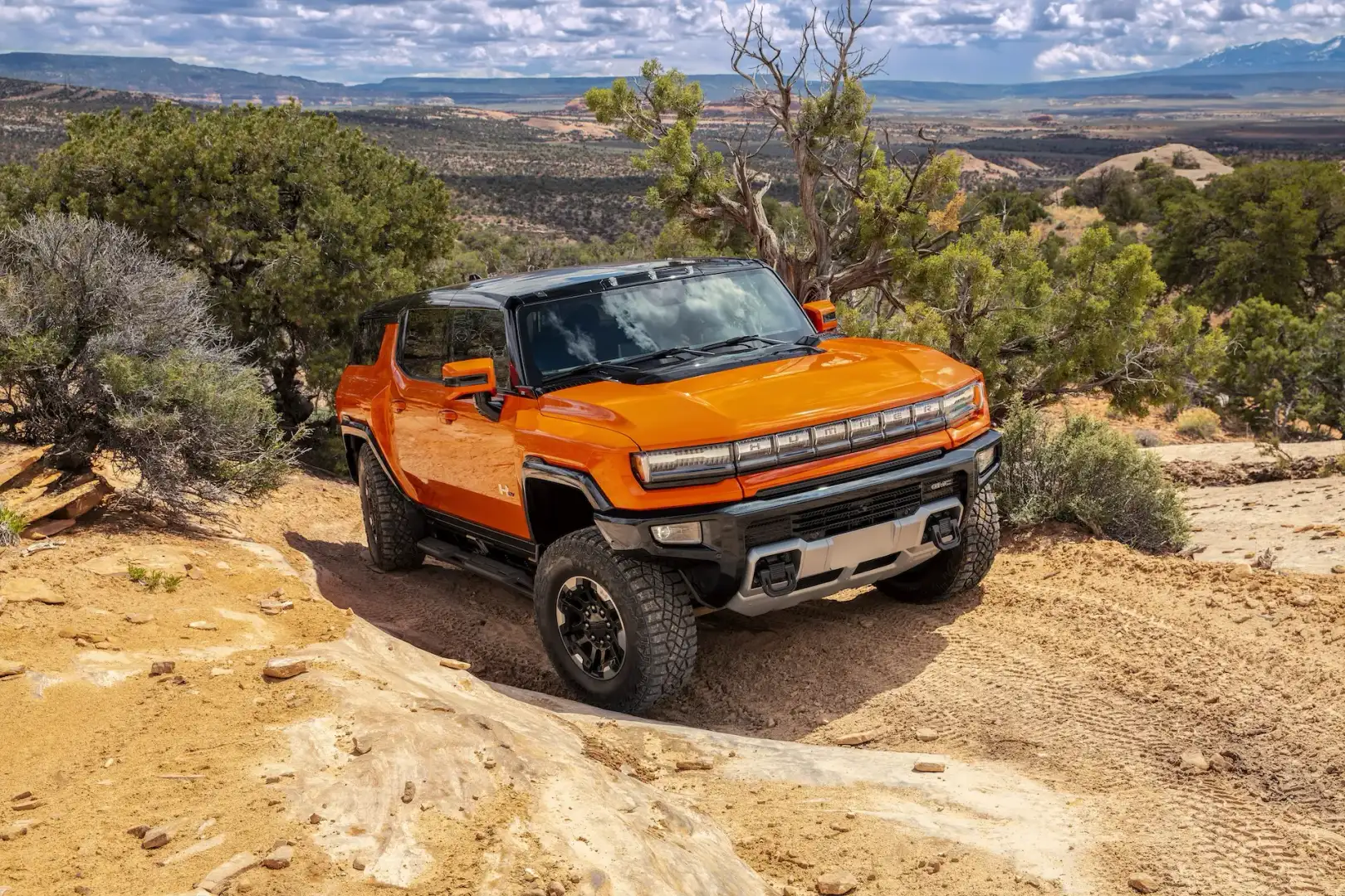 GMC Hummer EV SUV Off Roading