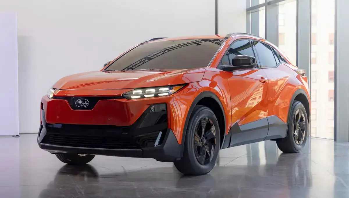2026 Subaru Uncharted Habanero Orange Metallic