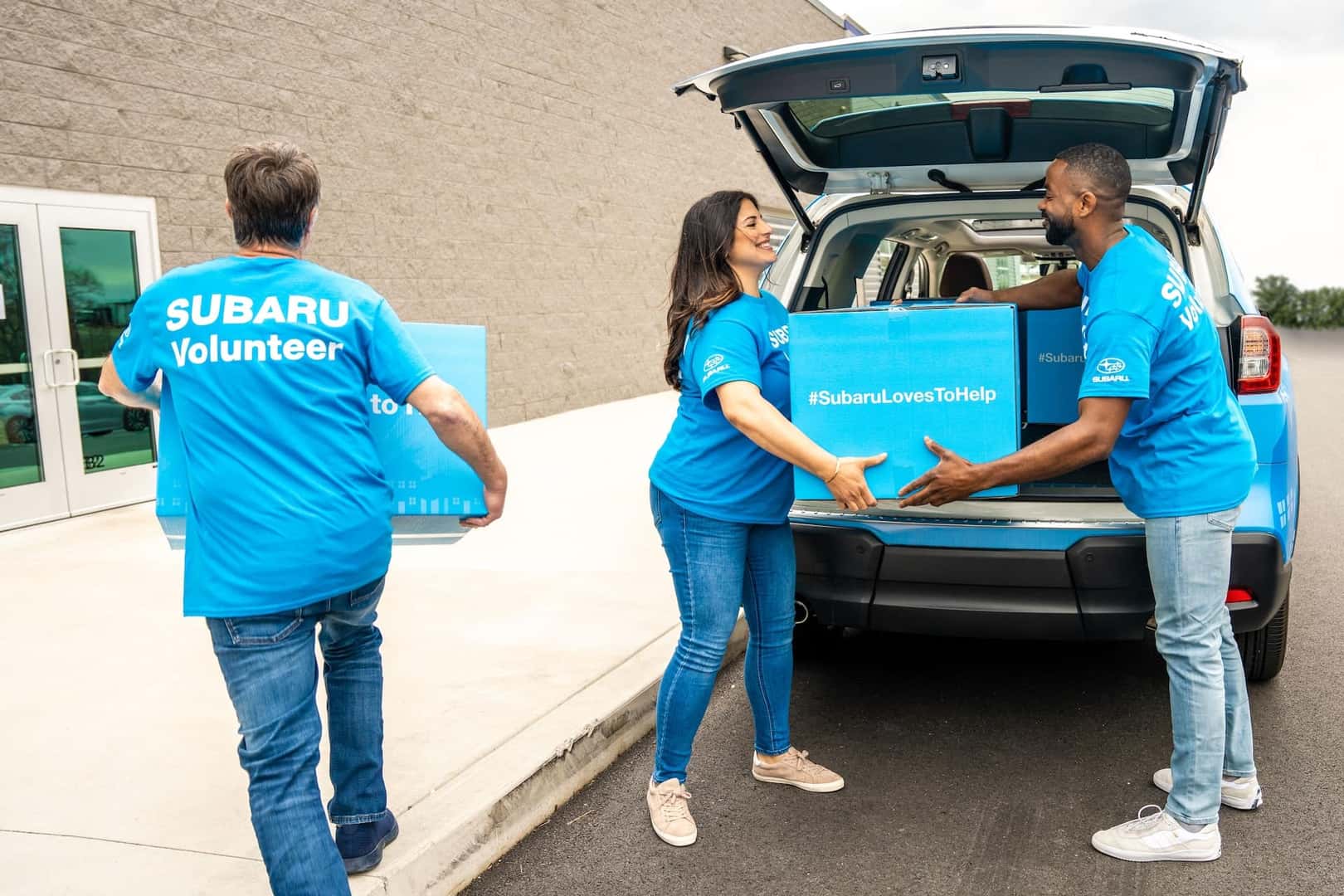 Subaru Loves to Help Event 