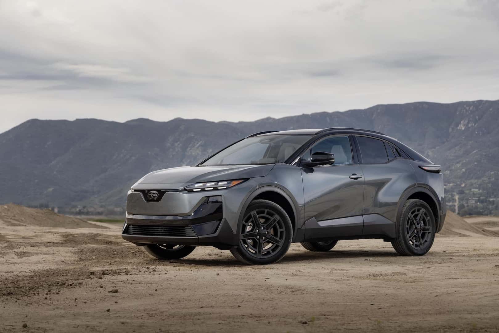 2026 Subaru Uncharted Driver Side View