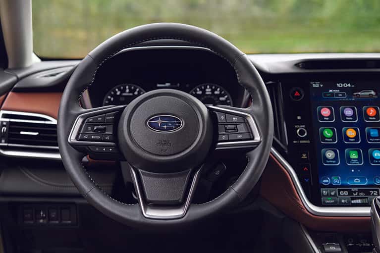 Hands-On With the Subaru Outback's New Apple CarPlay