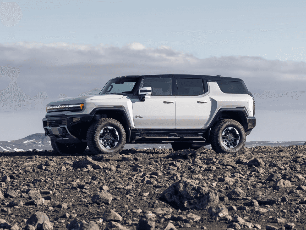 2025 Hummer EV