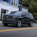 Front 3/4 dynamic shot of the 2027 Suburban High Country