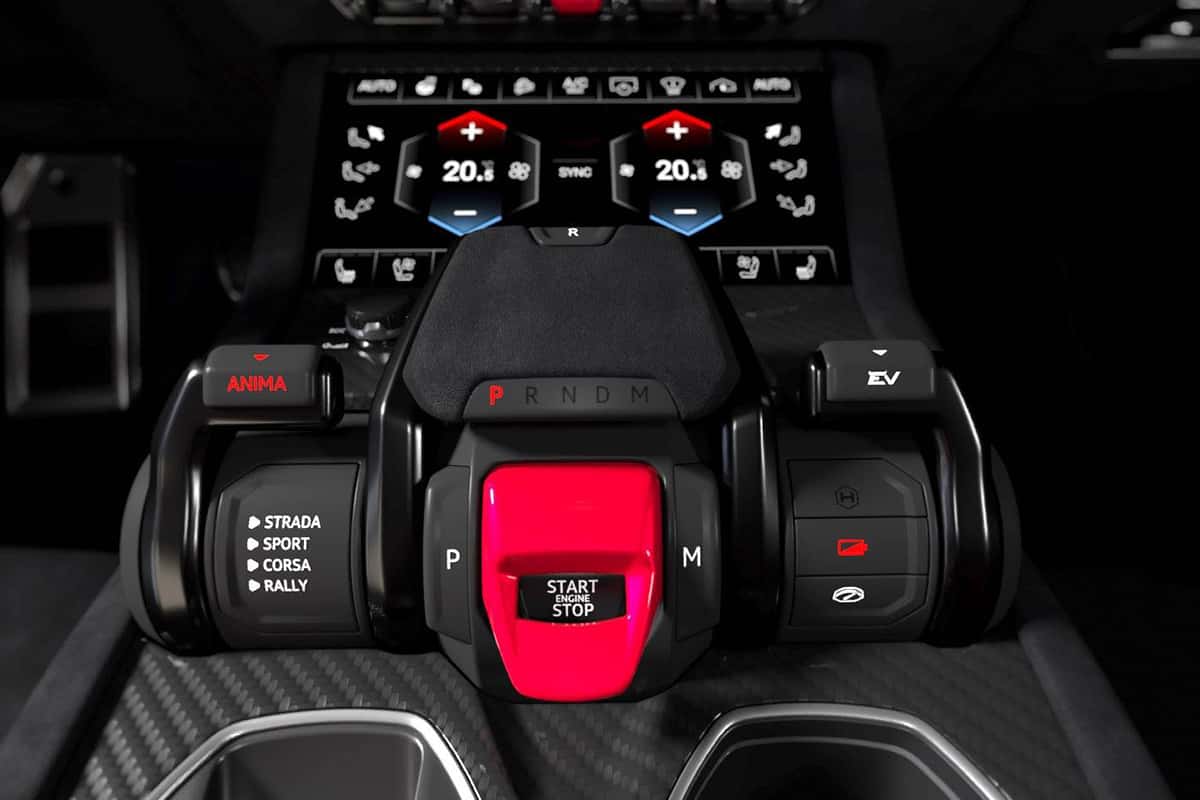 Urus SE Performante wheel detail