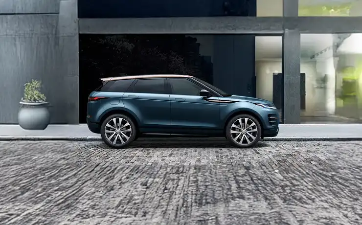 New 2026<br>Range Rover Evoque S