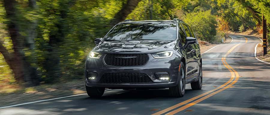 2026-Chrysler-Pacifica
