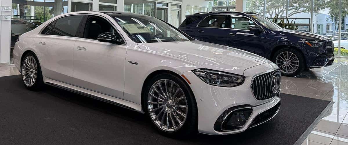 Mercedes-Benz of Bonita Springs AMR&reg; showroom