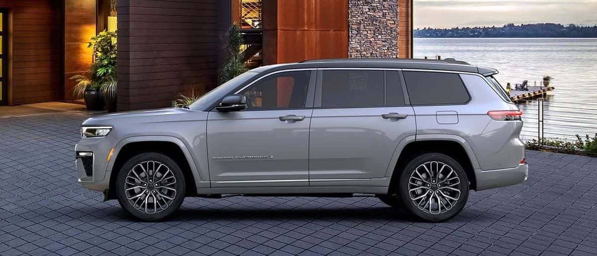 Silver 2026 Jeep Grand Cherokee L Summit three-row SUV in side profile