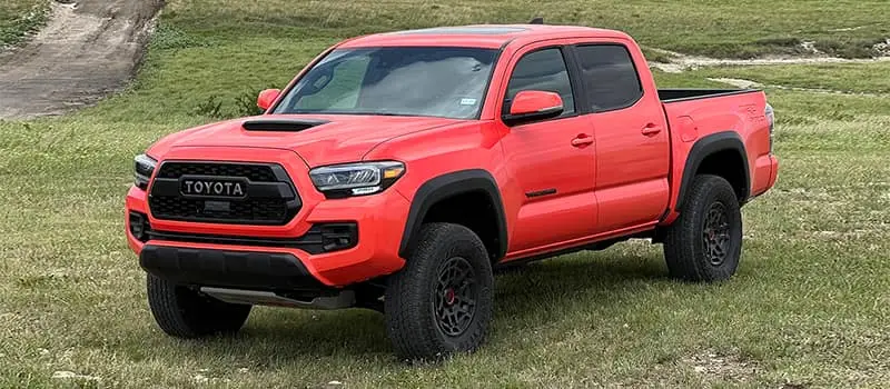 Nissan Frontier vs Toyota Tacoma Comparison