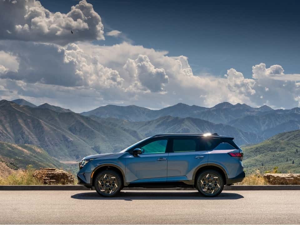 2027 Nissan Rogue Hybrid - photo 2