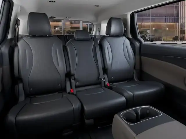 2027 Kia Carnival seats