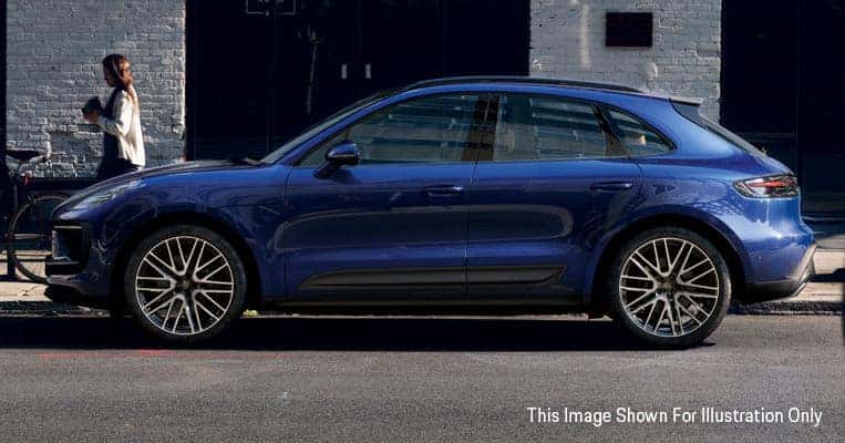 Certified Pre-Owned 2025 Porsche Macan 
