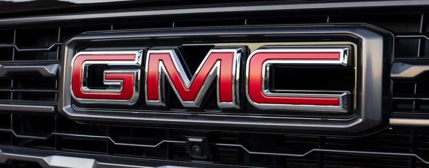 2025 GMC Yukon - Badge close-up.