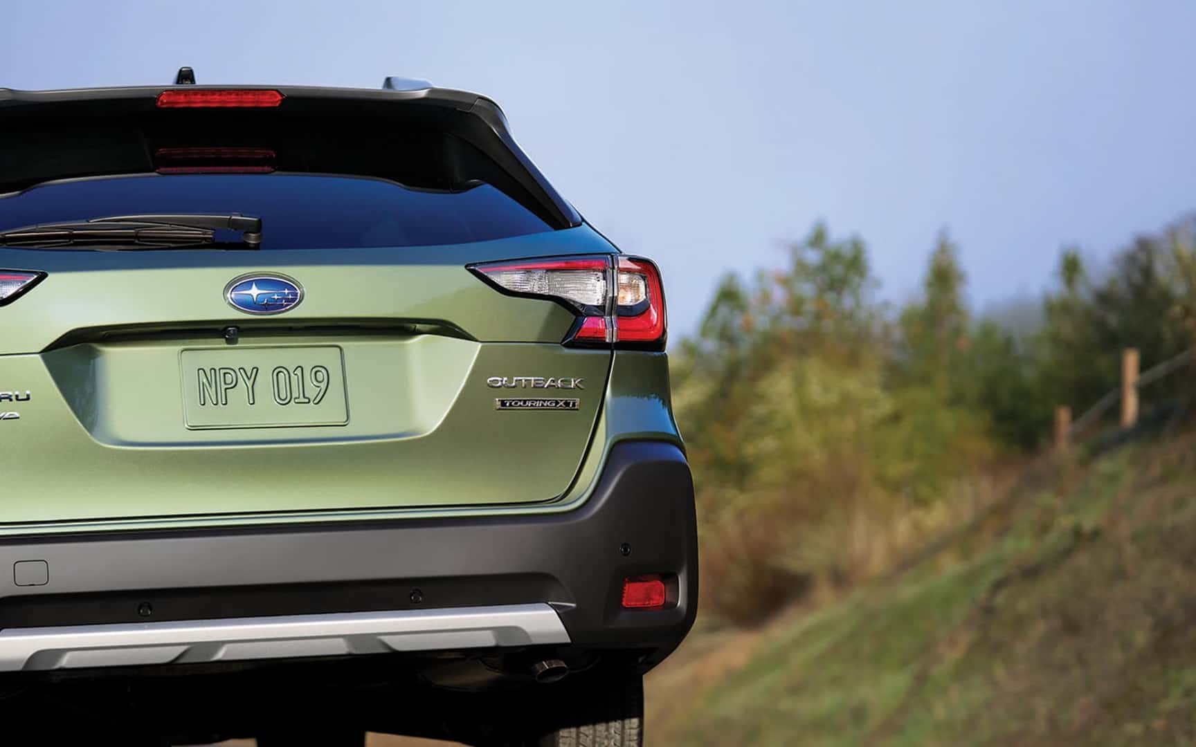 2025 Outback Touring - Exterior Image - Autumn Green Metallic
