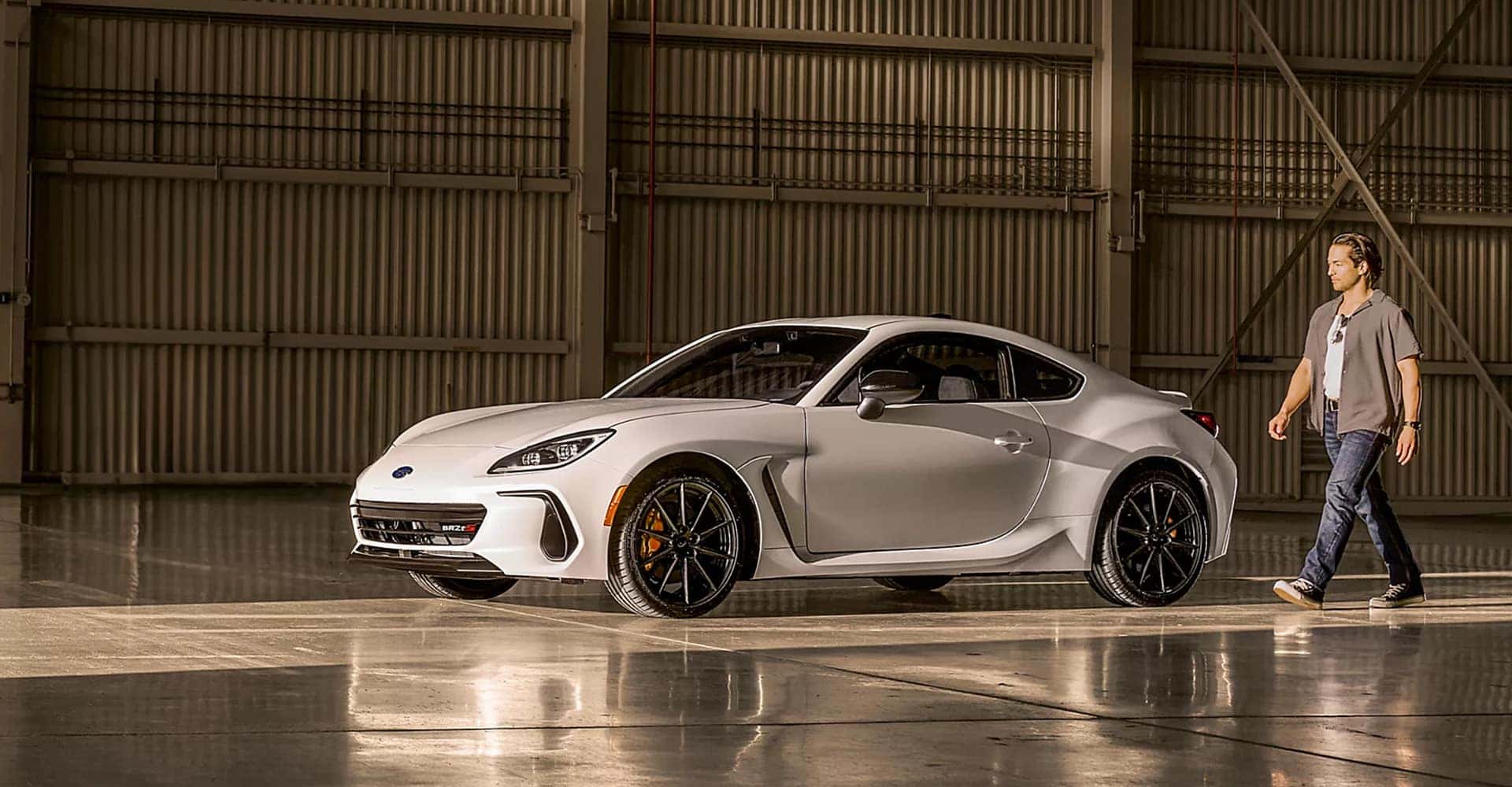 tS shown in Crystal White Pearl