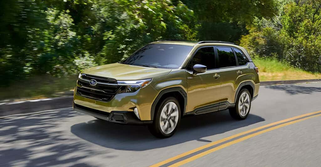 Touring-Hybrid-shown-in-Autumn-Green-Metallic
