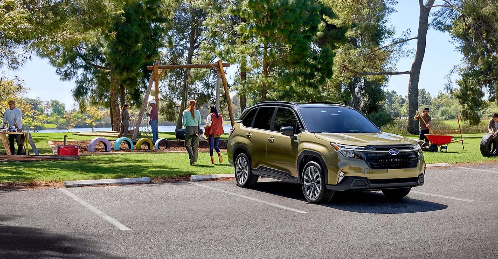 Touring-Hybrid-shown-in-Autumn-Green-Metallic-Two-Tone