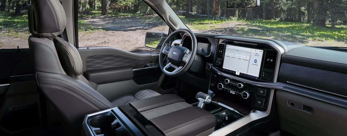 Infotainment and digital gauge cluster on a 2025 Ford F-150