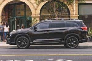 2022 Subaru Ascent parked in front of a trendy brick building_mobile