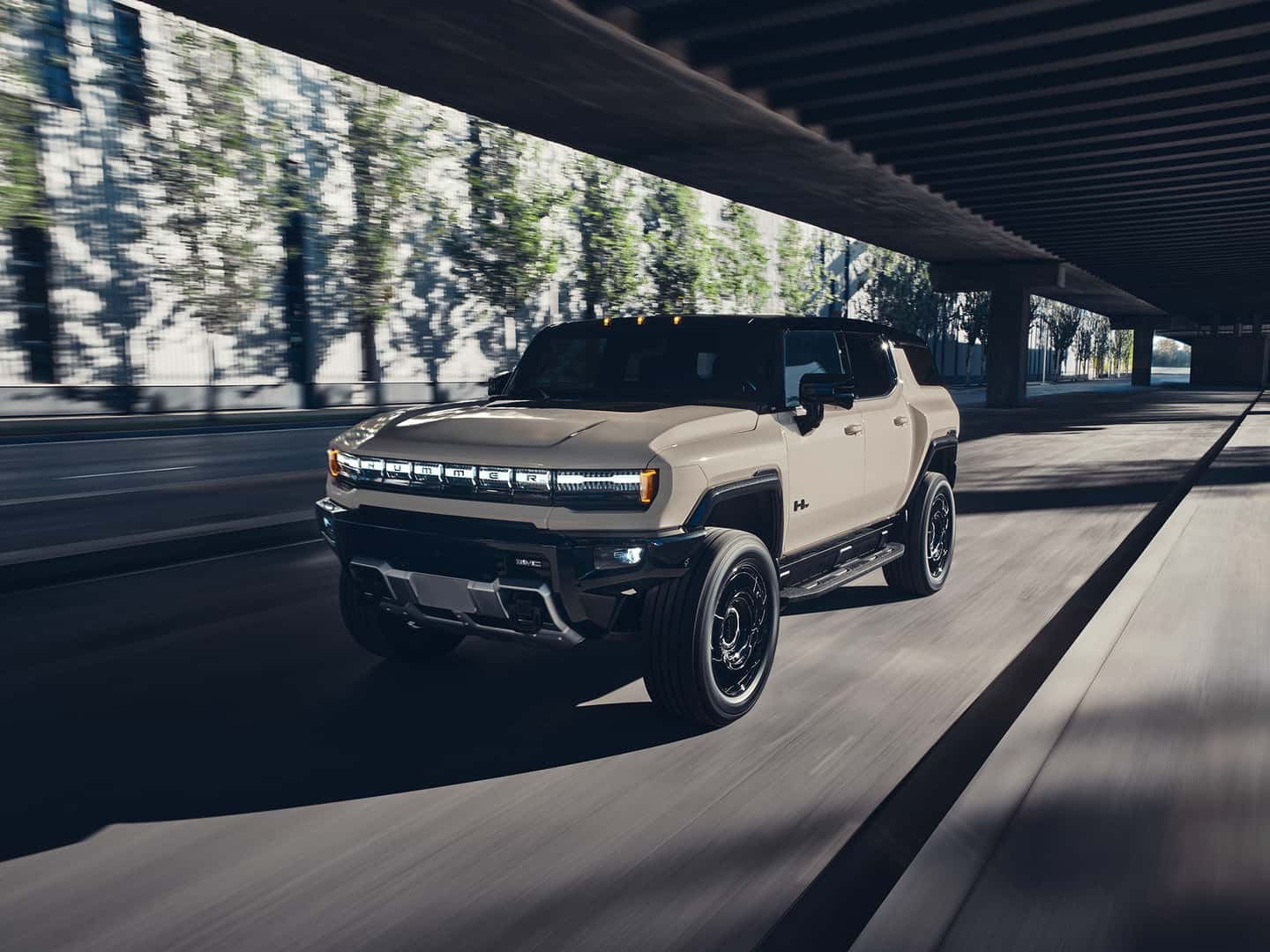 2026-GMC-Hummer-EV-SUV