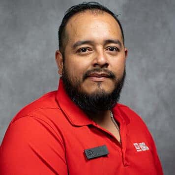 Omar Aparicio