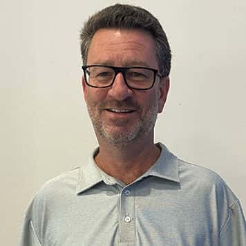 Chris Pineau