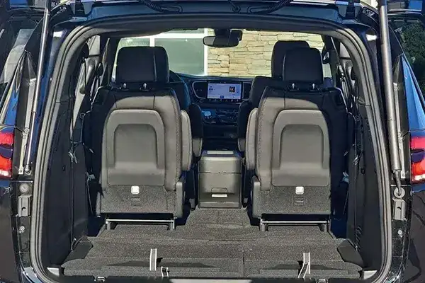 2026 Chrysler Pacifica interior