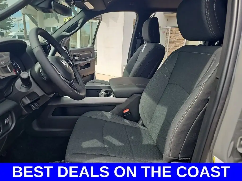 Versatile Interior Design and Premium Cabin Amenities