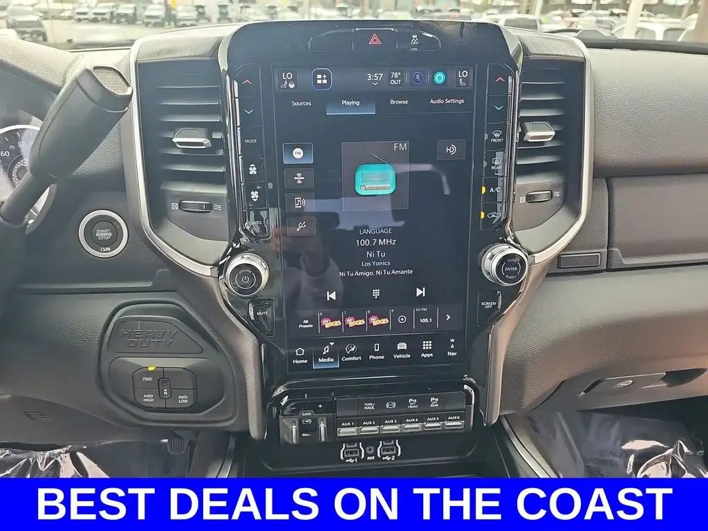 Advanced Touchscreen Technology and Connectivity